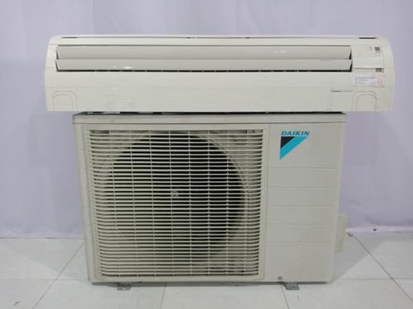 Máy lạnh cũ Daikin 2hp hàng thùng qua sử dụng