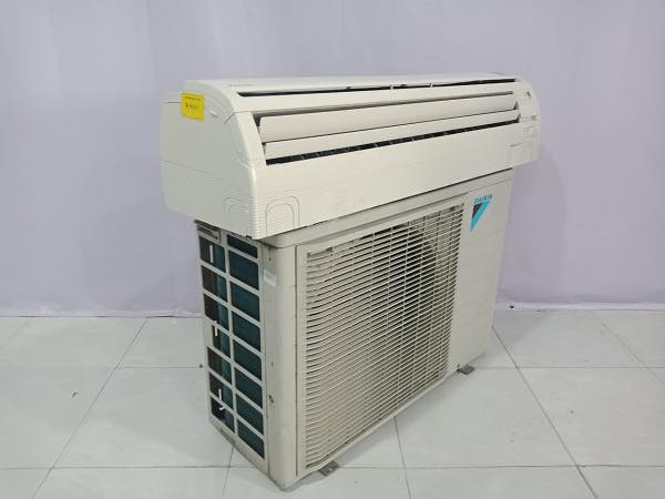 Máy lạnh cũ Daikin 2hp hàng thùng qua sử dụng